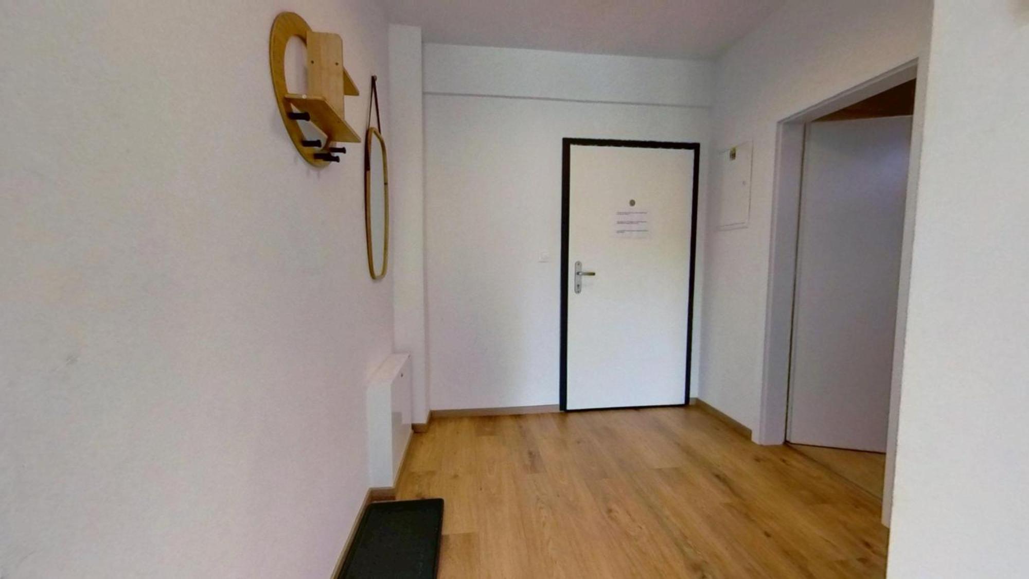 Air-Conditioned 2 Room Apartment, With Terrace, Rovinka 203 Exterior photo