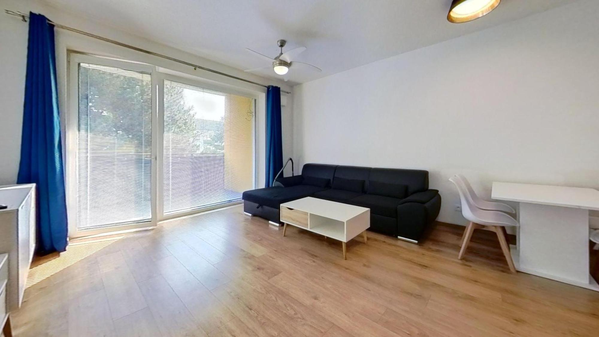 Air-Conditioned 2 Room Apartment, With Terrace, Rovinka 203 Exterior photo